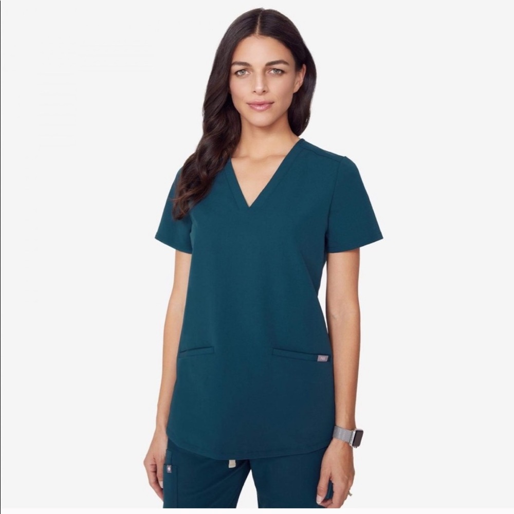 FIGS Casma XS top Caribbean Blue